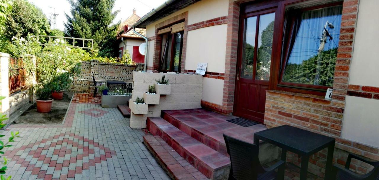 Kerekvar Apartman Gyula Exteriör bild